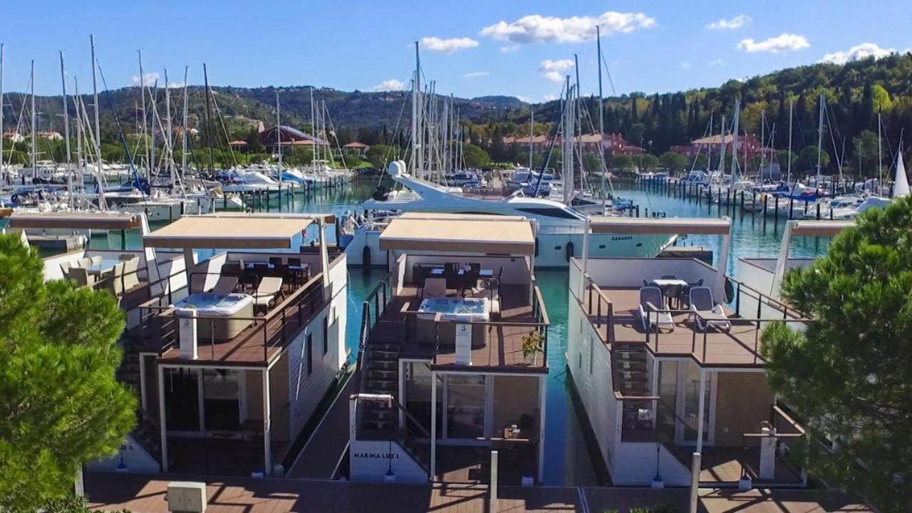 Floating Sea House Miramare Holiday home