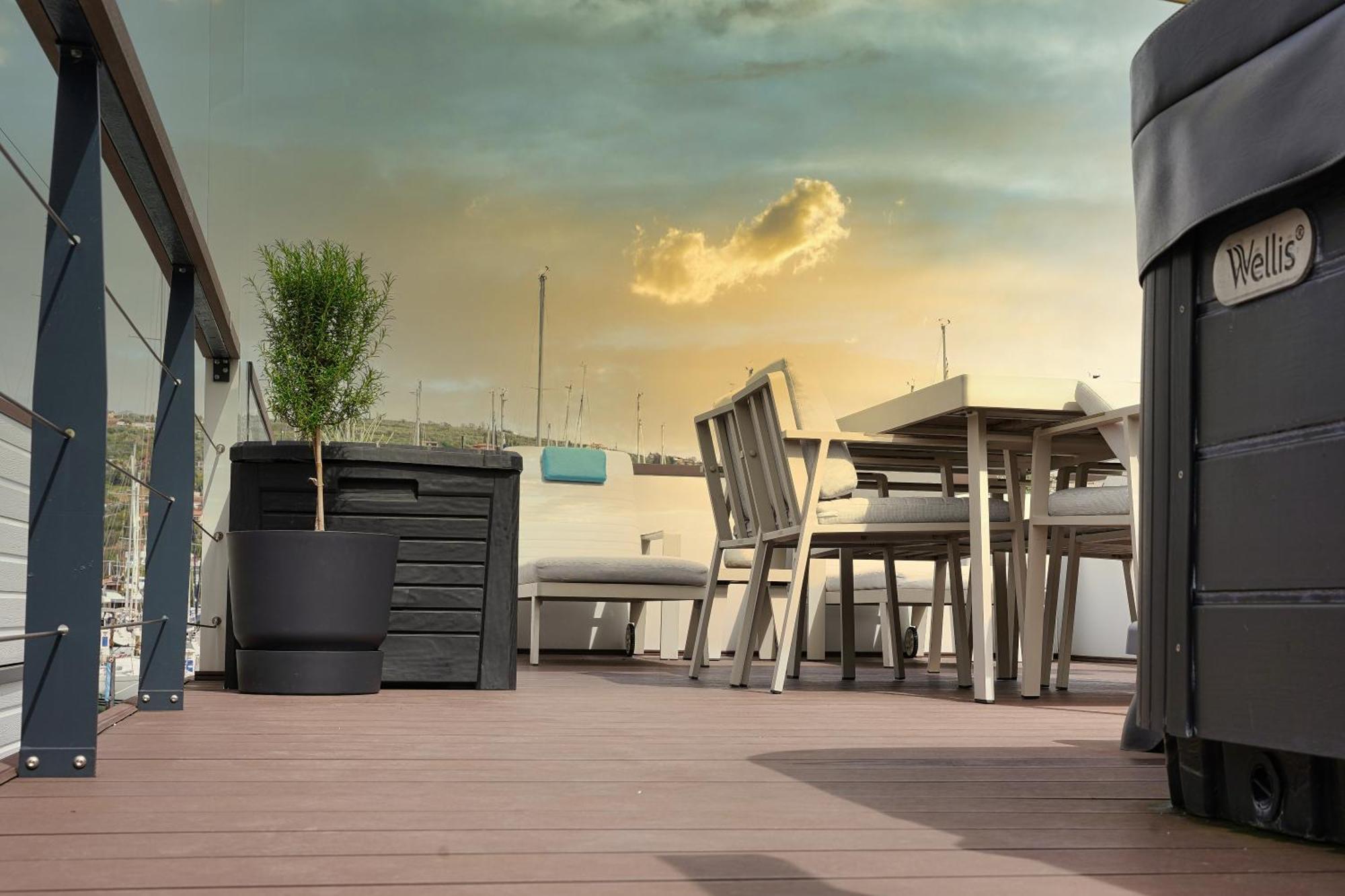 Floating Sea House Miramare Holiday home Portoroz